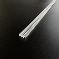 Lentille LED linéaire de précision 40 ° Optiques à faisceau étroit moyen pour profil de barre lumineuse LED, diffuseur et canal d'extrusion