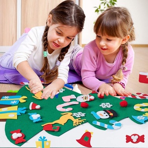 Árbol <span class=keywords><strong>de</strong></span> fieltro <span class=keywords><strong>de</strong></span> <span class=keywords><strong>Navidad</strong></span> para colgar en la <span class=keywords><strong>pared</strong></span>, 26 adornos desmontables - Product Image 5