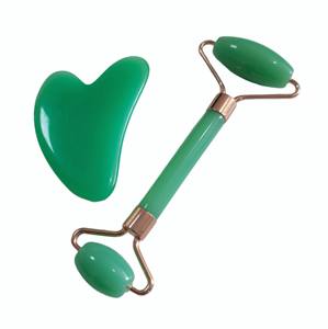 Rouleau de massage facial en résine pour lifting, anti-âge, SPA facial, ensemble de rouleaux Gua Sha en résine verte - Product Image 4