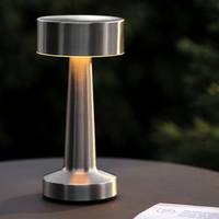 Lampe de table LED rechargeable USB-C 3000K, lumière de bureau intérieure/extérieure pour restaurant, chevet, extérieur, bar, veilleuse, cadeau