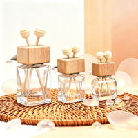 Diffuseur de parfum de voiture en verre vide avec clip de ventilation, 8ml 10ml, personnalisable avec logo
