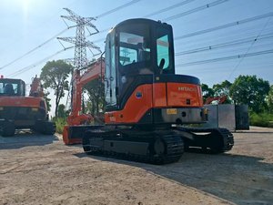 HITACHI มือสองเครื่องขุดดินขนาดเล็ก5ตันเครื่องขุดมือสองสำหรับ ZX50U - Product Image 3