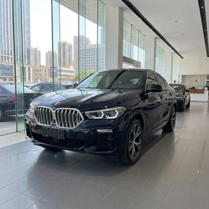 Auto Usado en Venta, <span class=keywords><strong>BMW</strong></span> <span class=keywords><strong>X6</strong></span> XDrive30i 2022, Paquete M Sport, SUV Usado, Volante a la Izquierda, Automático, Lujoso, 265hp, Tracción en las Cuatro Ruedas, Excelente Estado - Product Image 1