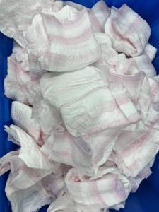 बी ग्रेड चीनी ब्रांड पैकेजिंग डिस्पोजेबल सैनिटरी नैपकिन पैंट उच्च कमर सी-सेक्शन पोस्टपार्टम अंडरवियर महिला डायपर - Product Image 3