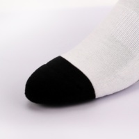 Chaussettes vierges faites sur commande de sublimation de polyester de quantité minimale de commande bas d'impression numérique pour vous propres chaussettes