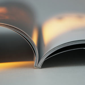 Impresión de Folletos y Revistas con Cubierta Dura, Laminación con Película Metálica, Costura, Grabado en Relieve/Grabado en Bajo Relieve y Logotipo Personalizado - Product Image 3