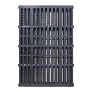 Grille de drainage composite légère en polymère noir pour cour extérieure - Product Image 1
