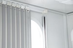 Porte de <span class=keywords><strong>douche</strong></span> coulissante en alliage d'aluminium TONGFA 2024 avec moteur pour <span class=keywords><strong>camping</strong></span>-<span class=keywords><strong>car</strong></span>, caravane, <span class=keywords><strong>camping</strong></span>-<span class=keywords><strong>car</strong></span> - Product Image 5