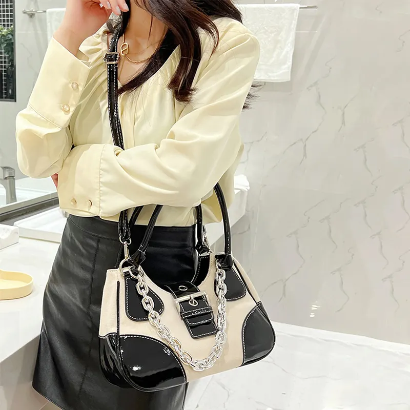 2023 Y2K Style Splicing Shoulder Bags Women PU Leather Chain Messenger Handbags High Waist Lock Factory Direct Canvas Trends