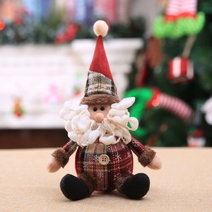 Adorables Adornos Navideños de Personajes de Dibujos Animados con Muñecos de Copos de Nieve y Diseños a Cuadros, Regalo Navideño Perfecto - Product Image 3