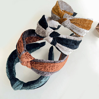 Automne et hiver en peluche croix bandeau mode croisé noué cheveux accessoires pour femmes Vintage à la main multicolore bandeau