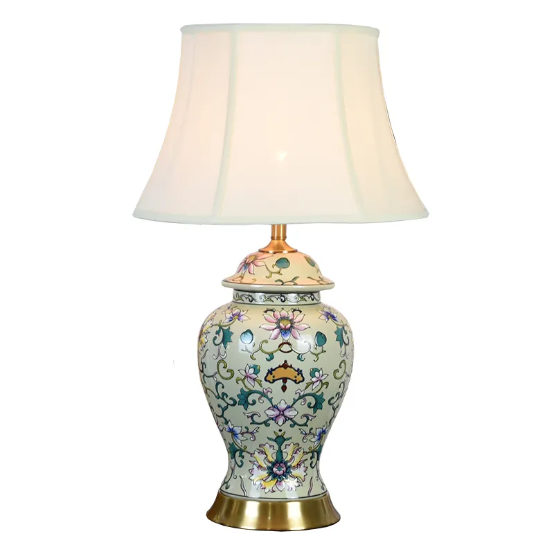 Lampe de chevet à motif rétro de haute qualité, lampe de table décorative en céramique peinte à la main dans le salon, vente en gros préférentiel