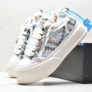 รองเท้าลำลองผู้ชายแบรนด์แท้ระดับไฮเอนด์ รองเท้าเดินสไตล์ผู้หญิงสั่งทำพิเศษ สวมใส่สบาย เหมาะสำหรับใส่ทุกวัน รองเท้าผู้ชาย - Product Image 4