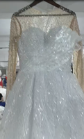 Robe de mariée élégante à manches longues avec perles 2026 |   Robe de bal en tulle volumineux avec corsage plissé orné de paillettes pour femmes noires