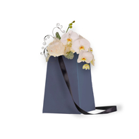 Boîte cadeau personnalisée de luxe, couleur claire, élégante, pour bouquet de fleurs, avec matériaux recyclés et laminage mat