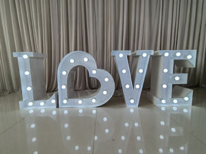 Ampoule LED blanche style simple FURUN, lettre d'amour, taille personnalisée, décoration de mariage en métal, miroir à mille couches, intérieur - Product Image 3