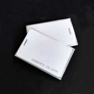 Carte d'Accès Personnalisée Imperméable à Impression Thermique NFC 125khz EM4100 RFID PVC Carte Vierge - Product Image 3