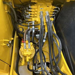 Excavadora Usada Komatsu PC130 de 13 Toneladas, Importada de Japón, con Motor Cummins, Cucharón de 0.7m, Modelo 2025 - Product Image 2