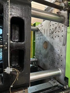 Máquina de inyección completamente automática Yizumis UN-200 Ton Servo Máquina de inyección de ahorro de energía - Product Image 2