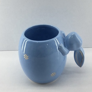 Taza de Café de Cerámica Dolomita con Forma de Conejo Animado en 3D, Personalizada con Conejito de Pascua, Color Blanco - Product Image 2