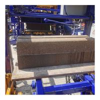 Machine à blocs QT5 entièrement automatique pour la fabrication de briques creuses en béton, avec contrôle PLC, moteur hydraulique et engrenages.