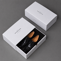 Boîte à chaussures personnalisée avec fenêtre en plastique, boîte cadeau pour chaussures en cuir pour homme, boîte cadeau pour sandales pour femme, emballage en papier avec logo gaufré or