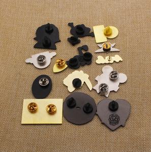 Personalizado barato antiguo níquel suave esmalte 2D águila insignia recortada Glede solapa Pin - Product Image 6