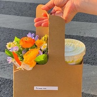 Boîte d'emballage personnalisée à emporter pour fleurs de café Boîte à fleurs en papier artisanal recyclable décorative avec poignée