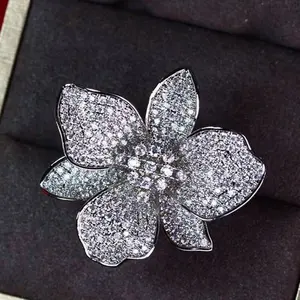 Mewah Penuh Zircon Bunga Jari Cincin untuk Wanita Top Kualitas Putih Emas Warna Pesta Pertunangan Pernikahan Perhiasan Bague Femme Hadiah
