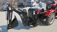 XinKai Meilleures Ventes Mini-chargeuse-pelleteuse tractable à attache 3 points Cat-1 avec pompe pour tracteurs de 12 à 25 CV à usage agricole