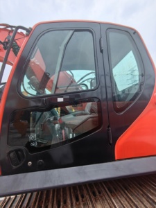 Escavatore Idraulico Cingolato Usato da 21,8 Tonnellate con Benna da 1,05 m³ - Product Image 4