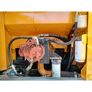 รถขุดไฮดรอลิกแบบตีนตะขาบ Hyundai 215L VS ขนาด 20 ตัน เครื่องยนต์มือสอง ยี่ห้อ Hyundai ชิ้นส่วนหลักของเครื่องยนต์ น้ำหนักใช้งาน 20 ตัน - Product Image 6