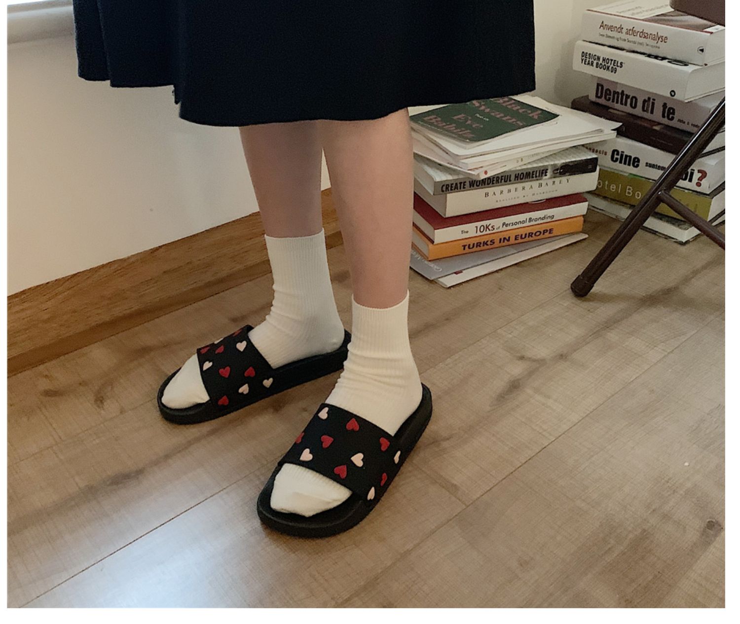 Korean Style Love Slippers Women Summer Indoor Outdoor Soft Sole Beach Slides Shoes