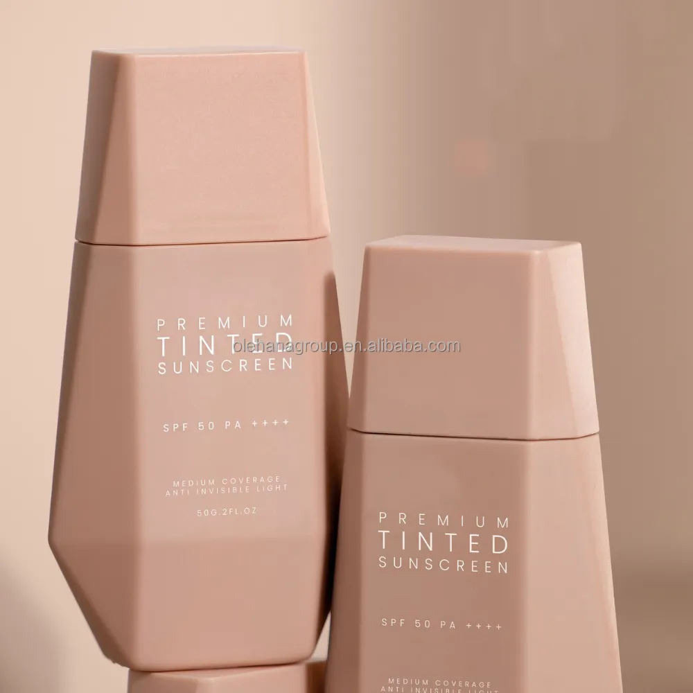 Vente en gros Hydratant teinté 100% Protection UV minérale Teinte antidérapante Hydratation SPF 50 Crème solaire teintée