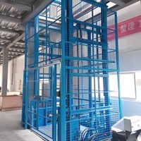 Monte-charge à rail de guidage pour le transport vertical de marchandises en usine et en parc industriel, intérieur/extérieur, fixe