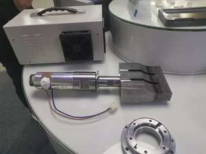 เครื่องเชื่อมแบบไม่ทอ15K 20K 2000W 2600วัตต์,เครื่องเชื่อมอัลตราโซนิก - Product Image 3