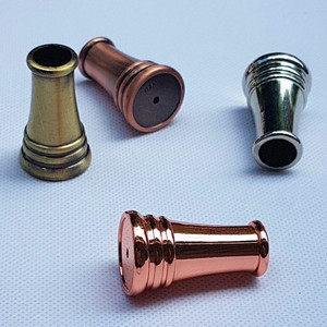 Mini Portapenne <span class=keywords><strong>Vintage</strong></span> <span class=keywords><strong>in</strong></span> <span class=keywords><strong>Metallo</strong></span> Solido Rotondo da Scrivania per Penna con Piuma - Product Image 4