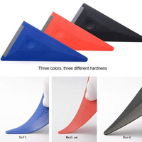 Raclette triangulaire professionnelle en plastique la plus populaire pour le décollage d'autocollants, le teintage de vitres et le pose de film de protection automobile, outil de décollage d'angle
