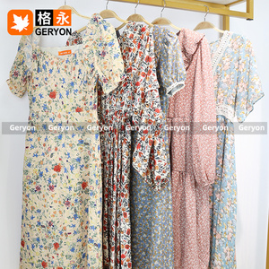 Geryon Abiti da Sera in Seta Vintage di Seconda Mano, Stili Misti, Lotto all'Ingrosso, Vestiti da Donna Usati, Balle da 45kg MOQ - Product Image 5