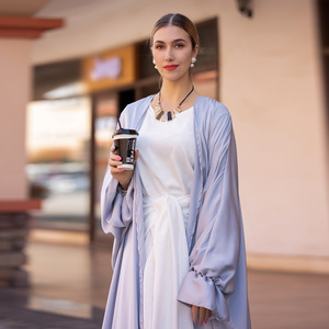 Eid Mubarak Ramadan: Novo Kimono Turbante Aberto Dubai para Mulheres Muçulmanas - Vestido Longo de Cetim Poliéster com Manga Comprida, Elegante para o Verão Islâmico - Product Image 4