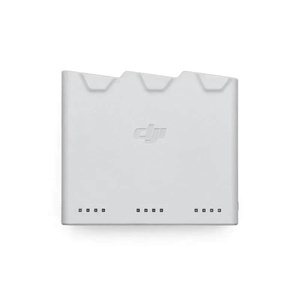 Centro de Carga Bidireccional USB-C de 30W de DJI para Baterías de Mini 3 Pro, Fuente de Alimentación Móvil y Almacenamiento Conveniente de Baterías - Product Image 3
