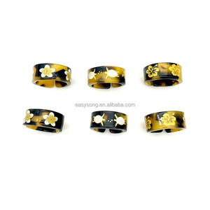 Anillo de concha de tortuga con flores para mujer, sortija estampada, joyería - Product Image 2