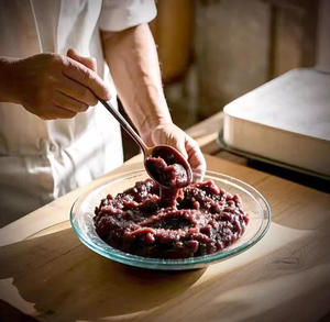 Boules de riz glutineux moelleuses au goût de rose et d'aubépine, fourrées de confiture de fruits, pour supermarchés et services de restauration - Product Image 5