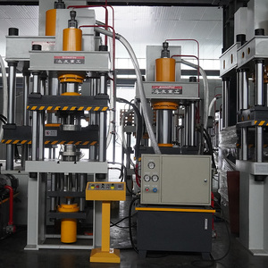 Machine de presse hydraulique pour la fabrication de dalles de plafond en aluminium / de casseroles en aluminium - Product Image 4