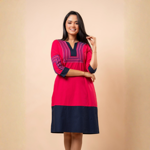 Robe courte en coton rose bonbon à deux tons, avec broderies, décontractée pour femmes - Product Image 3