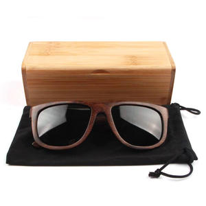 Étui à lunettes en bambou Conchen, boîte de rangement rectangulaire rétro pour lunettes de soleil, couleur naturelle, 8-8,9 pouces, vente en gros - Product Image 3