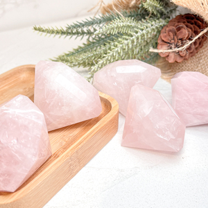 Haute Qualité Naturel Rose Quartz Rose Cristal Artisanat Diamant Pierre Précieuse Tour Sculpture pour Saint Valentin Cadeau - Product Image 4