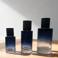 Flacon pulvérisateur de parfum en verre givré vide pour cosmétiques et soins de la peau, 30ml 50ml 100ml, avec bouchon, personnalisable avec logo d'usine et impression sérigraphique