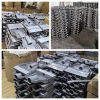 Boîtier d'entrée de câble de panneau solaire de haute qualité boîtier de lampadaire à énergie solaire en aluminium pour lampadaires à led