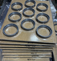 Joint torique en carbure de silicium Aryan M7N résistant aux hautes températures 1350 pour pièces mécaniques automobiles personnalisées de haute précision